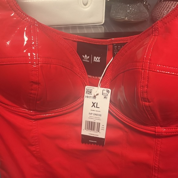 ❤️IVY PARK IVY HEART NWT red latex dress, XL, NWT/never opened! HARD TO FIND! - Picture 10 of 11